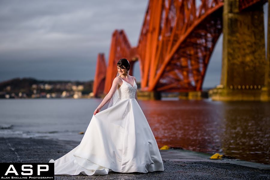 Wedding photographer Alan Snelling (aspweddings). Photo of 25 February 2022