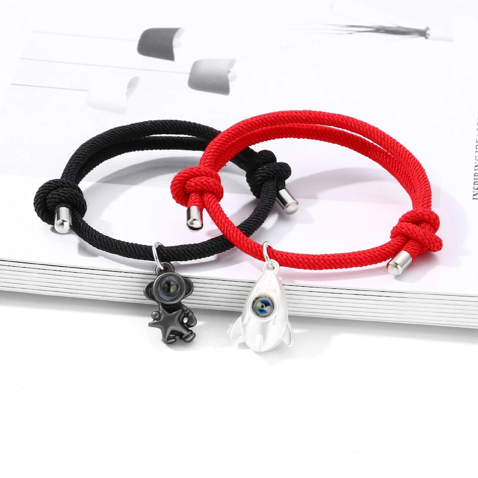 Astronaut Couple Projection Stone Bracelet Set, a gift of space love. Create everlasting memories with this romantic and