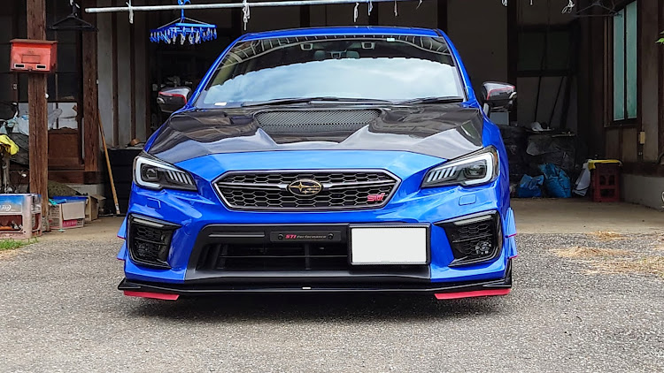 レヴォーグのVAB後期グリル・WRX顔 レヴォーグに関するカスタム事例の投稿画像4枚目