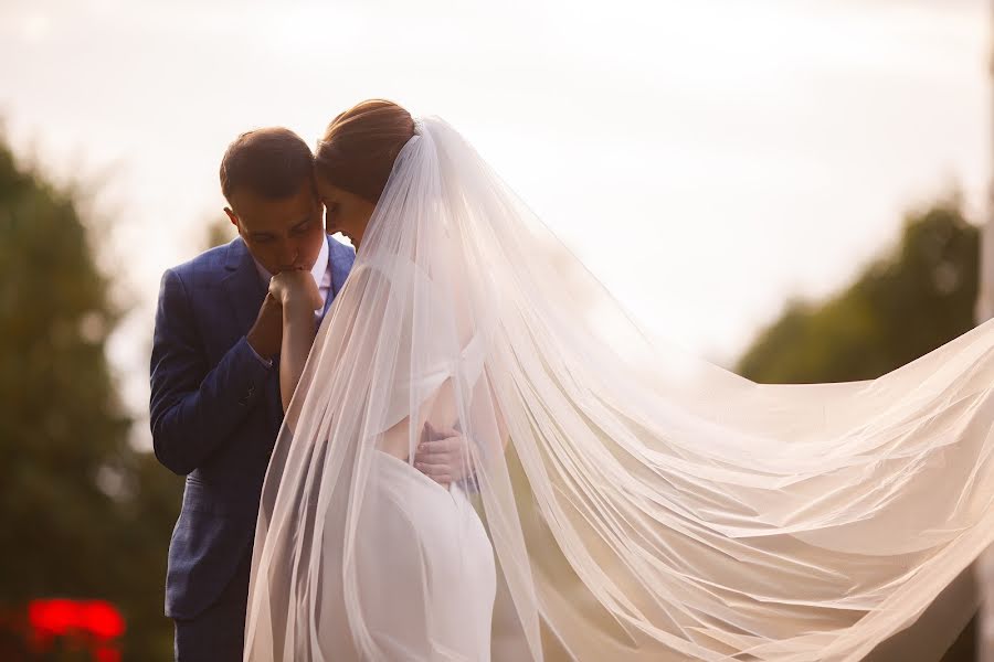 Fotografo di matrimoni Veronika Mikhaylovskaya (fotonika). Foto del 1 ottobre 2018