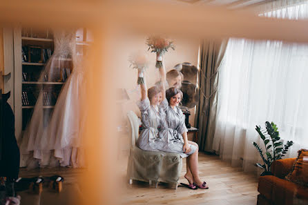 Fotógrafo de casamento Slava Pavlov (slavapavlov). Foto de 10 de janeiro 2016