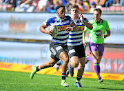 Craig Barry of Western Province heads for the try line with teammate Huw Jones in support during 2017 Currie Cup game against the Cheetahs at Newlands Rugby Stadium, Cape Town on 9 September 2017.