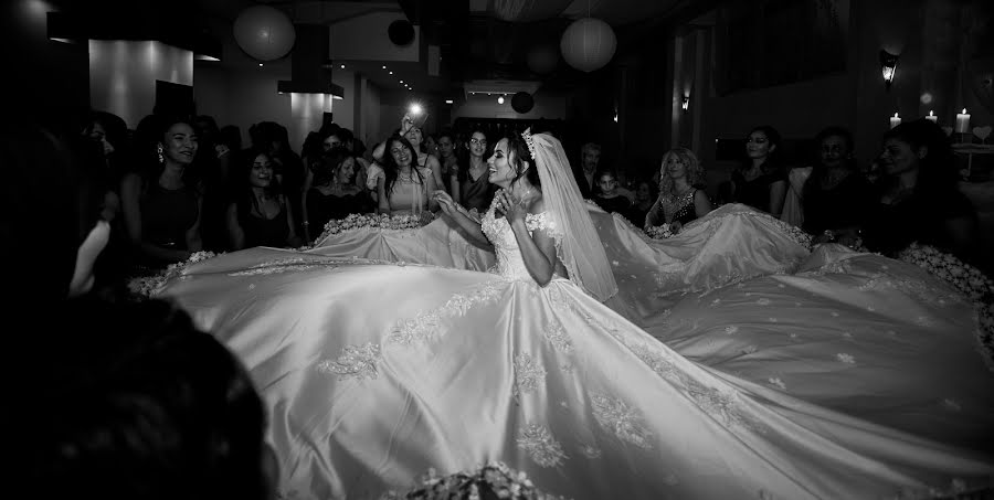 Fotografo di matrimoni Ünal Cicek (ximetree). Foto del 12 aprile 2018