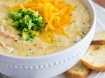 Copycat Panera Broccoli Cheese Soup | The Recipe Critic was pinched from <a href="http://therecipecritic.com/2014/01/copycat-panera-broccoli-cheese-soup/" target="_blank">therecipecritic.com.</a>