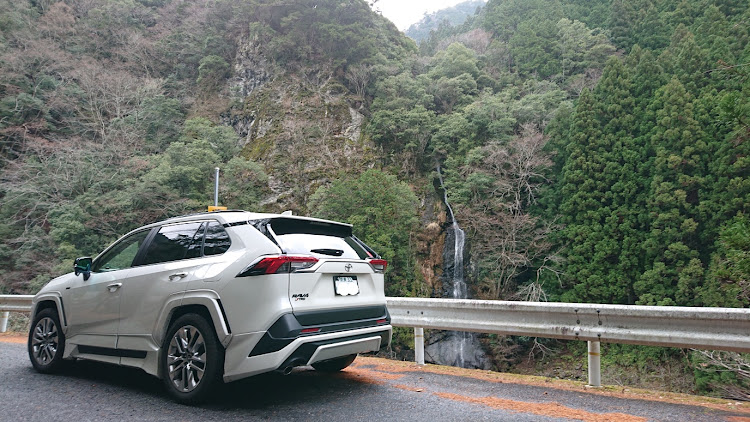 RAV4の新年のご挨拶に関するカスタム事例の投稿画像1枚目