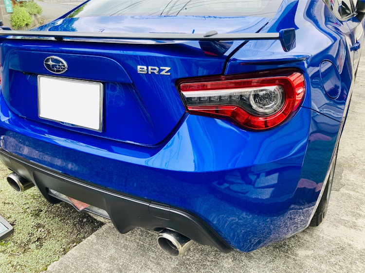 BRZのそれ行けBRZ・みんなのボディカラー・作業が進むくん・TRDカラードフェンダーフィン・TRDリアサイドスポイラーに関するカスタム事例の投稿画像5枚目