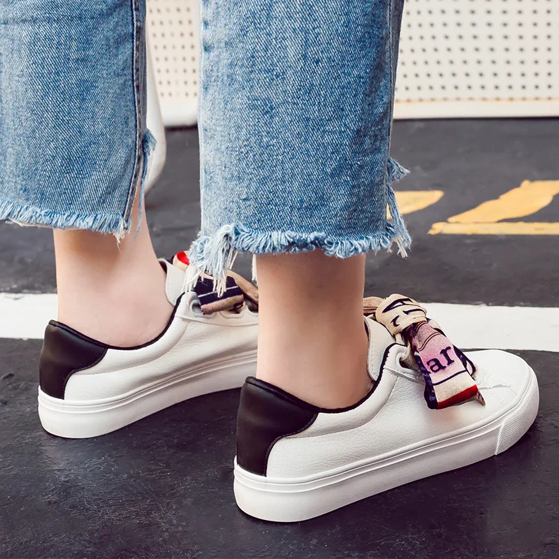 Title 2, Chaussures décontractées pour femmes style ethn...