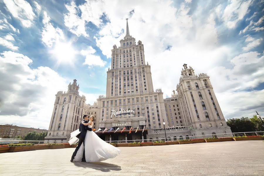 Fotograful de nuntă Lena Astafeva (tigrdi). Fotografia din 26 ianuarie 2015