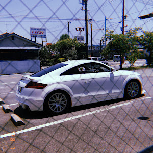 TT クーペ 2.0TFSI