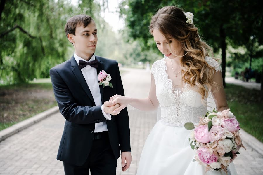 Fotógrafo de casamento Viktoriya Maslova (bioskis). Foto de 1 de julho 2019