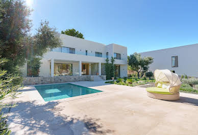 Maison avec piscine et jardin 1