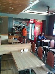 Ravi Veg Restaurant photo 2