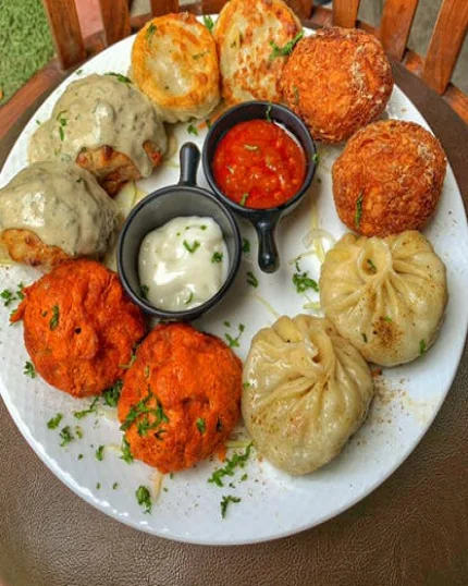 Veg Tandoori Momos Platter (12 Pcs.)