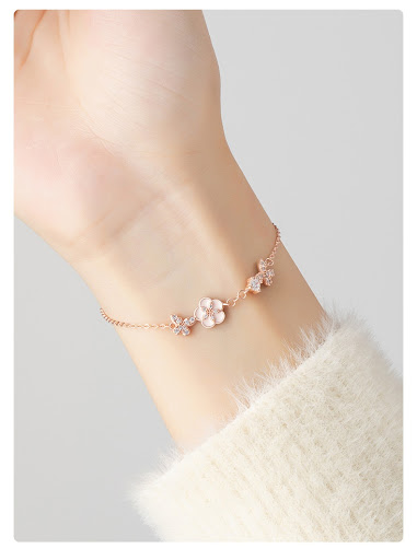 Title 4, Womens Butterfly Sterling Silver Bracelet, Lig...