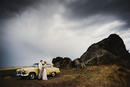 Fotógrafo de casamento Katerina Kodyakova (katerinak). Foto de 2 de dezembro 2022