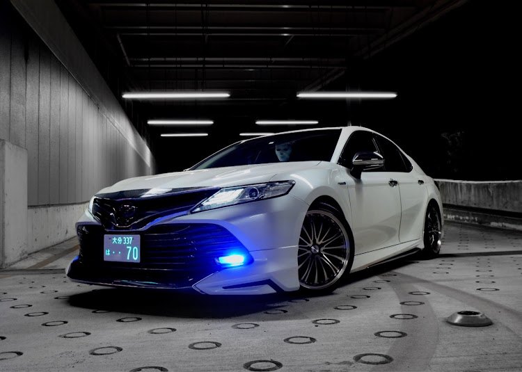 カムリのカムリ・camry・車が好きな人と繋がりたい・いいね返し・車高調整に関するカスタム事例の投稿画像1枚目
