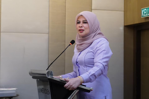 KPWKM Minister: M’sia Records 28 Underage Pregnancies Daily, 35% Out Of Wedlock
