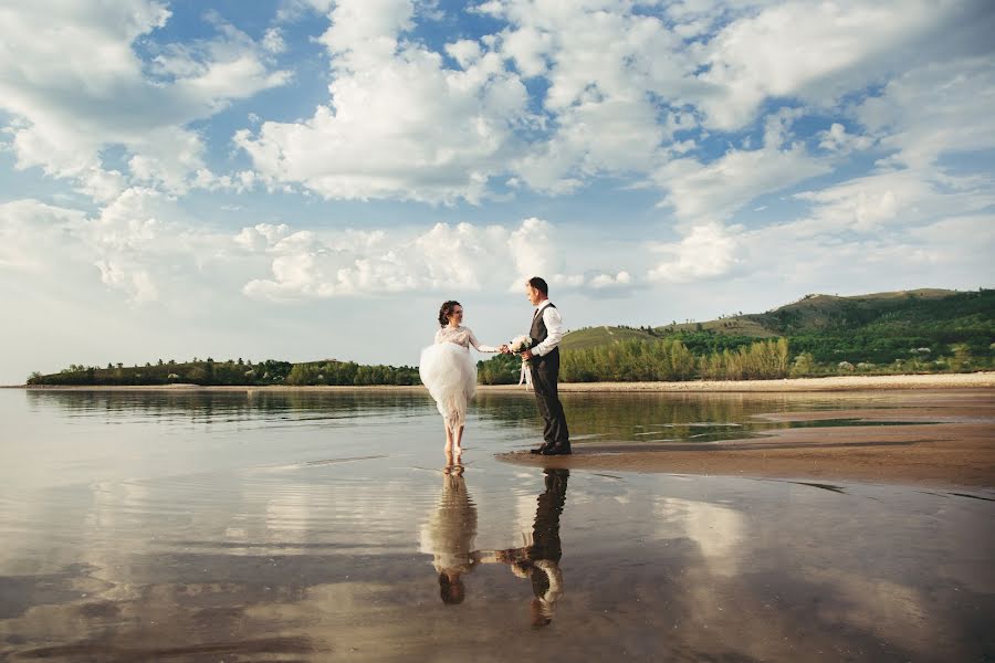 Свадебный фотограф Толя Саркан (sarkan). Фотография от 26 мая 2019