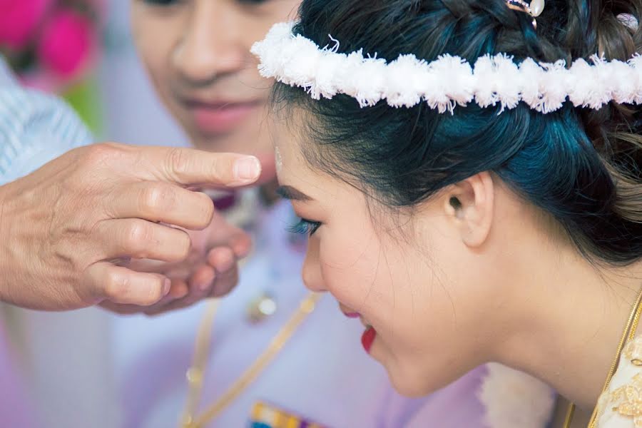 Fotografo di matrimoni Nattawat Rojtayanun (plustertoy). Foto del 7 settembre 2020