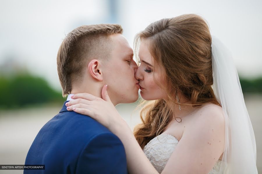 Fotografo di matrimoni Artem Sinicyn (sinitsynartem). Foto del 26 ottobre 2017