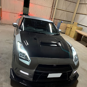 NISSAN GT-R R35