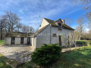 propriété à La Ferté-Saint-Cyr (41)