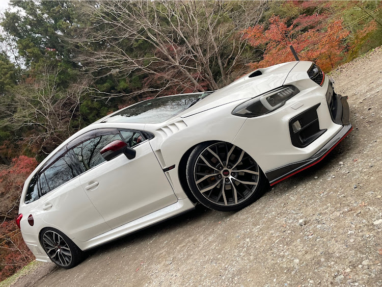 レヴォーグのフロントフェンダーで魅せろ！・スバル乗りと繋がりたい・レヴォーグ乗りと仲良くなりたい・DAMDに関するカスタム事例の投稿画像2枚目
