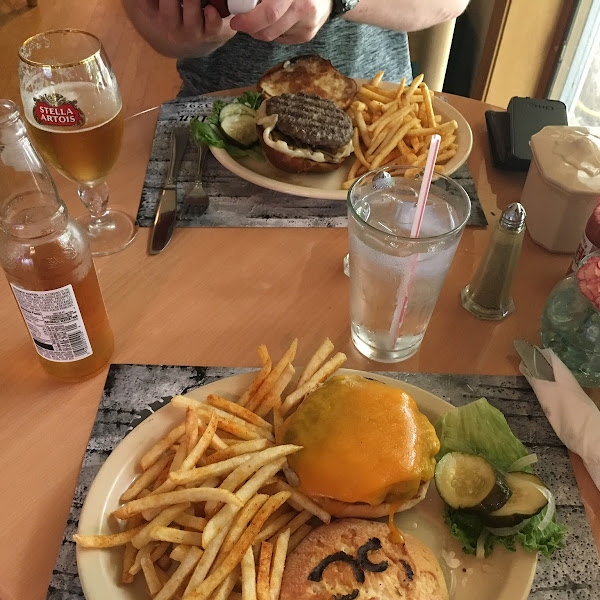 Gluten-Free Fries at Samuelson's Creek Pub And Grill