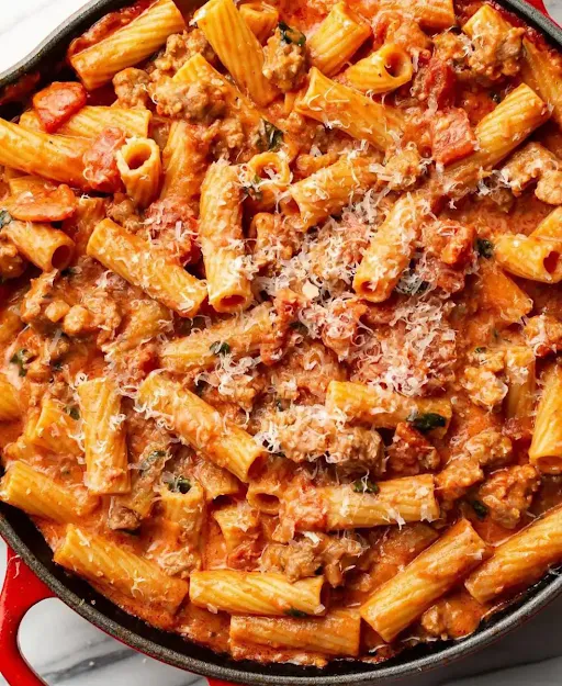 Chicken Red Sauce Pasta