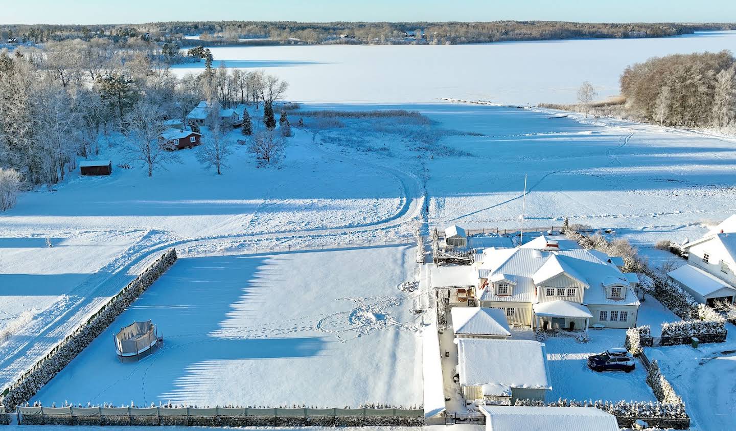 Villa with pool Strängnäs