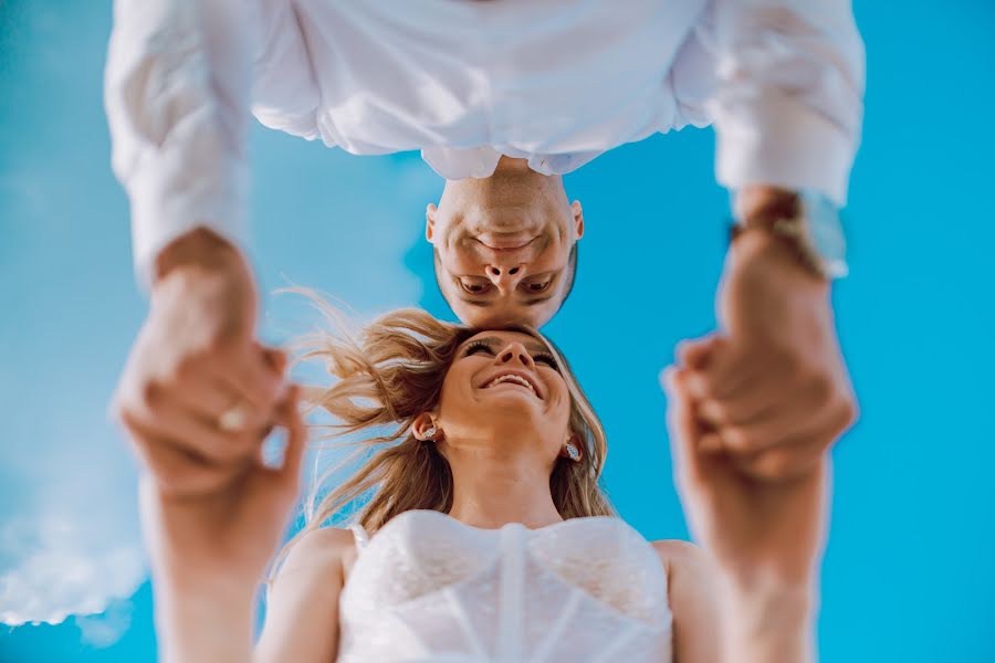 Fotógrafo de casamento Mateusz Brzeźniak (mateuszb). Foto de 2 de junho 2022