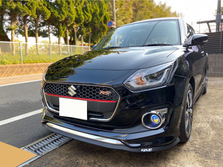 スイフトの外装変更・ラッピングテープに関するカスタム事例の投稿画像2枚目