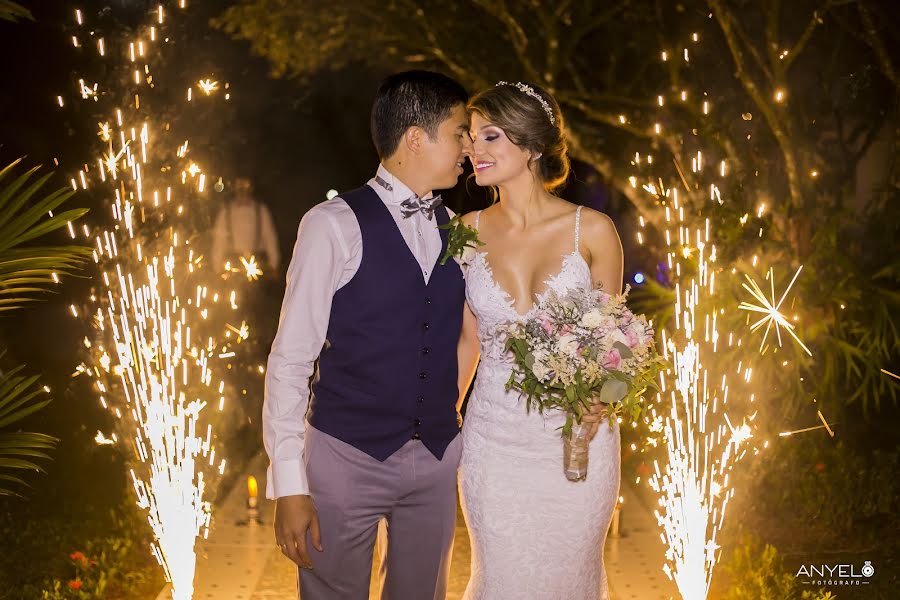 Wedding photographer Anyelo Cardona (anyelocardona). Photo of 11 June 2019