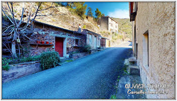 maison à Lastours (11)