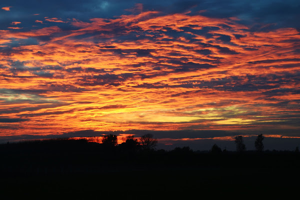 Nuvole rosse di paolo_battilani