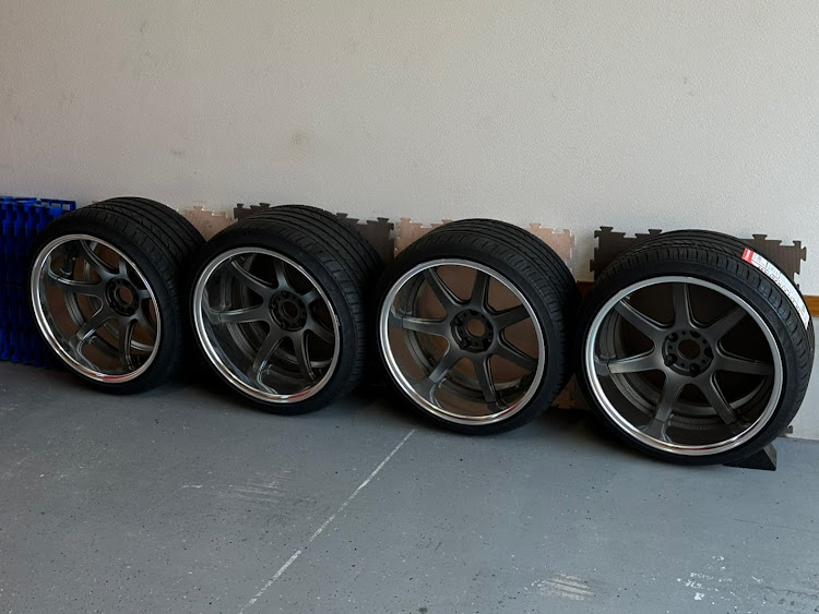 イカ焼きさんが投稿したホイール塗装DIYに関するカスタム事例の投稿画像1枚目