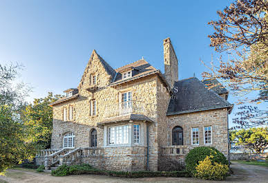 Maison en bord de mer 1