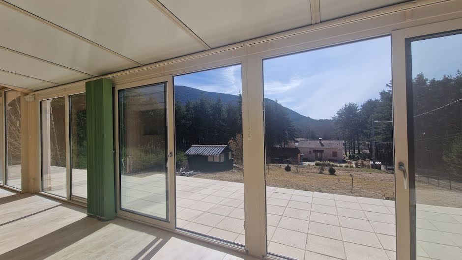 Vente maison 5 pièces 168 m² à La Bastide (83840), 314 000 €