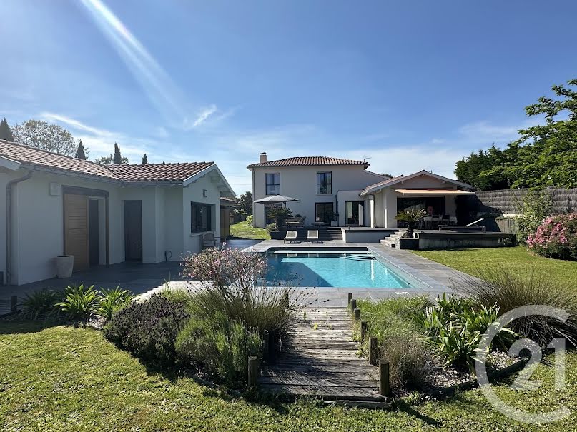 Vente maison 8 pièces 336.45 m² à Pornic (44210), 1 540 000 €