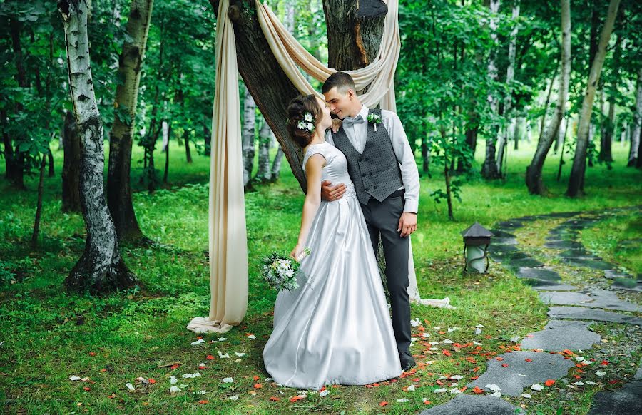 Wedding photographer Evgeniy Avdeenko (akvil69). Photo of 21 July 2017