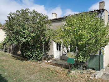 maison à Surgères (17)