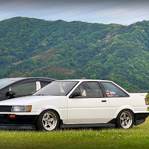 カローラレビン AE86