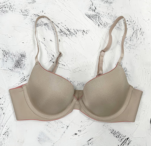 Title 9, Glossy Surface No Scratch Underwear Bra for Big...