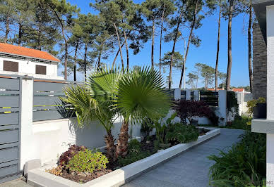 Maison avec jardin et terrasse 4
