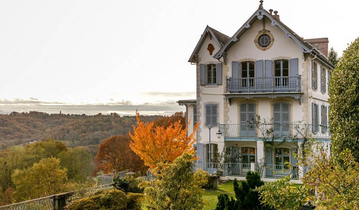 Propriété avec piscine Laroin