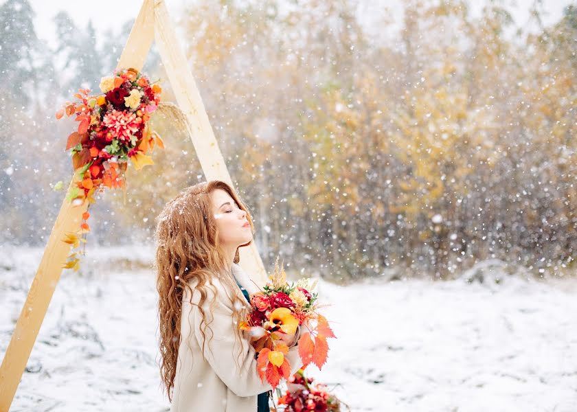 Fotografer pernikahan Aleksandra Yakimova (iccabell). Foto tanggal 8 Oktober 2019