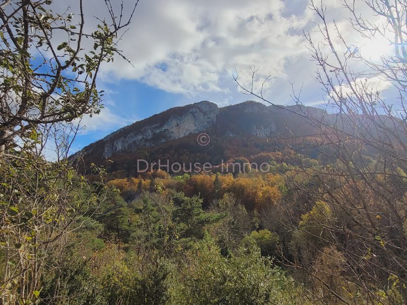 Vente terrain  1062 m² à La Chapelle-en-Vercors (26420), 125 000 €