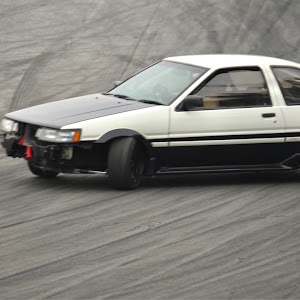 カローラレビン AE86