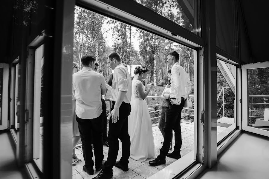 Fotógrafo de casamento Natali Mikheeva (miheevaphoto). Foto de 10 de setembro 2018