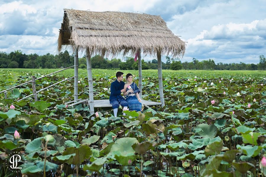 Fotografo di matrimoni Kanavit Phomarat (plantsintime). Foto del 8 settembre 2020